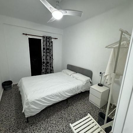 Apartamento De Habitaciones Privadas En El Centro De Malaga Luaran gambar